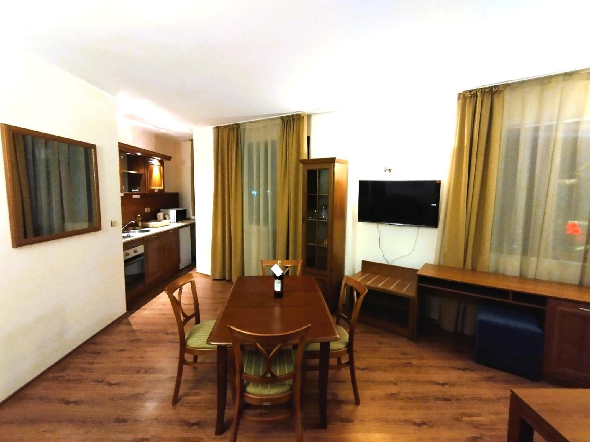 Lucy'S Apartments Emerald Bansko Exterior foto